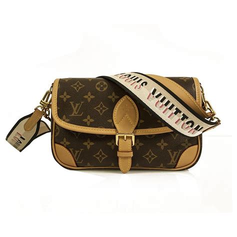 louis vuitton detachable shoulder bags